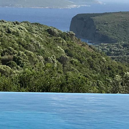 Luxurious Villa In Peloponnese With Swimming Pool Kamária Exterior photo