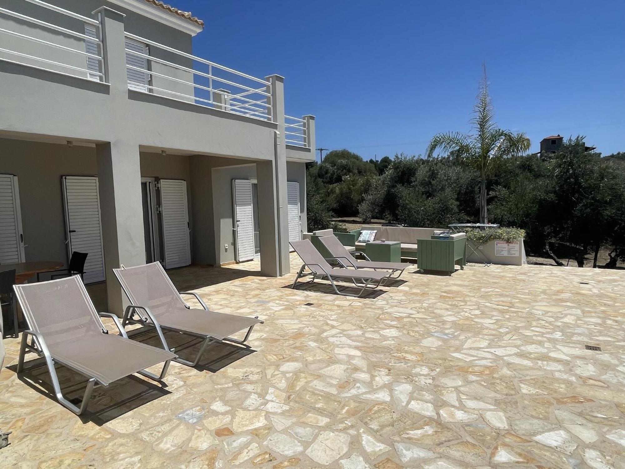 Luxurious Villa In Peloponnese With Swimming Pool Kamária Exterior photo